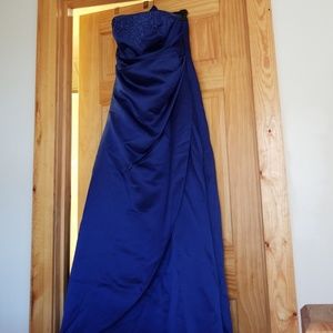 Gorgeous navy blue formal